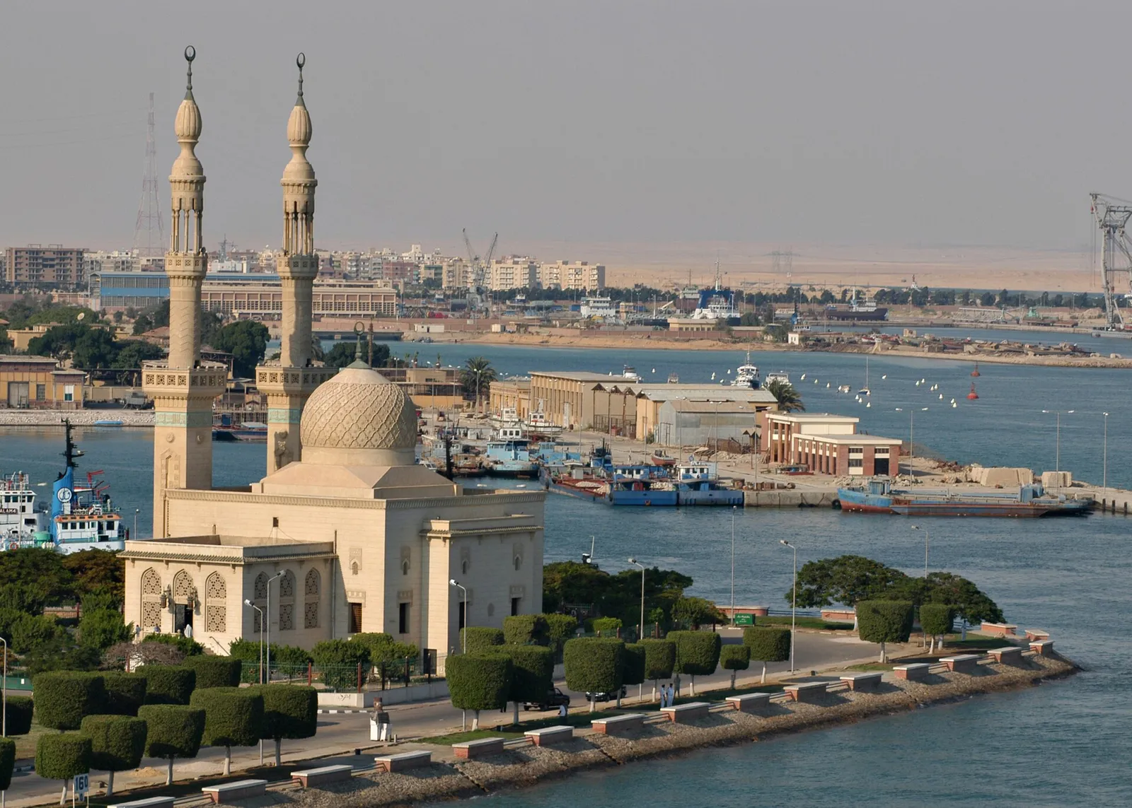Suez, Egypt — photo
